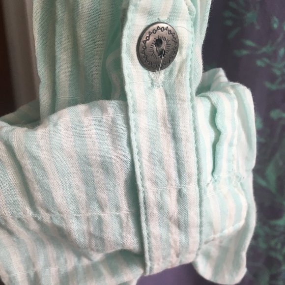 Free People Mixed Media Blouse NWT - Picture 14 of 16